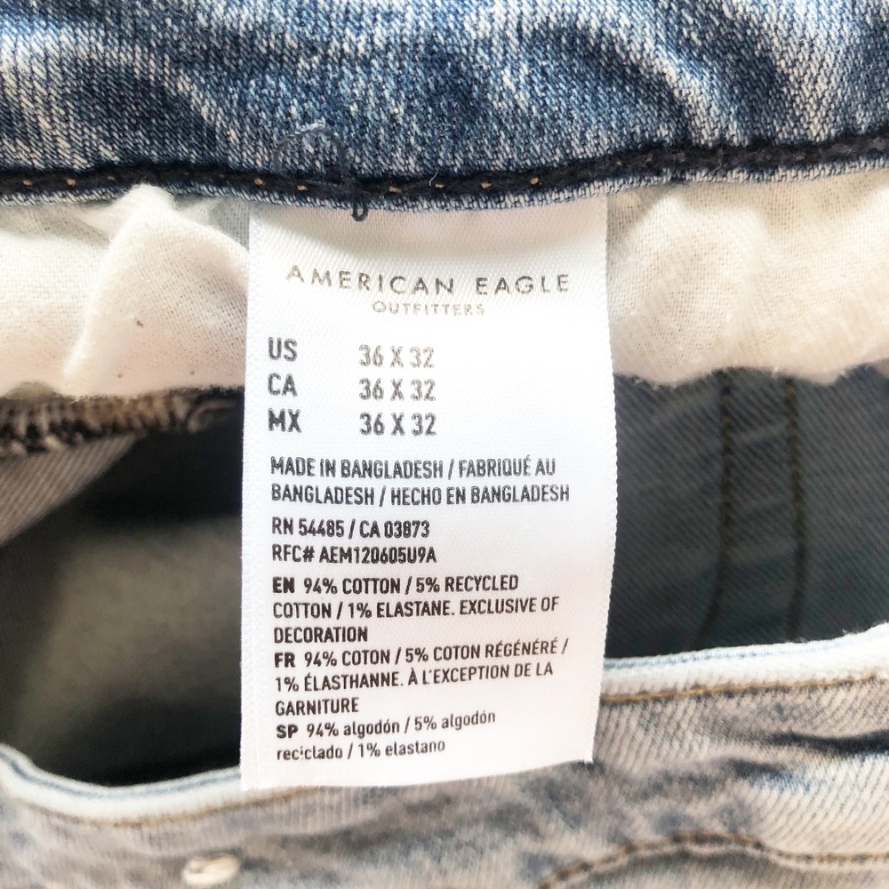 American Eagle Jeans Mens 36x32 Relaxed Straight Airflex+ Light Wash Distressed - Picture 7 of 10